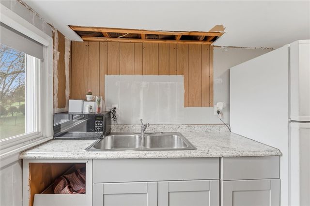 230 School Street, Lincoln, RI 02865