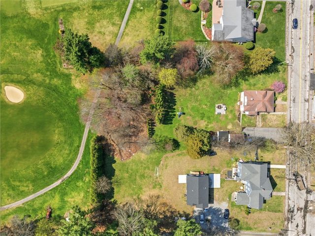 230 School Street, Lincoln, RI 02865