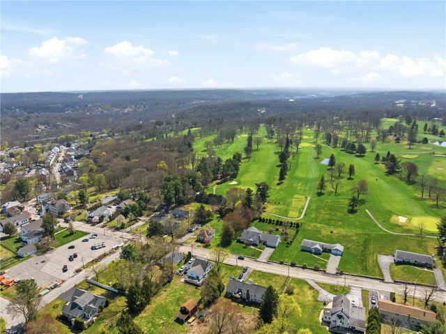 230 School Street, Lincoln, RI 02865