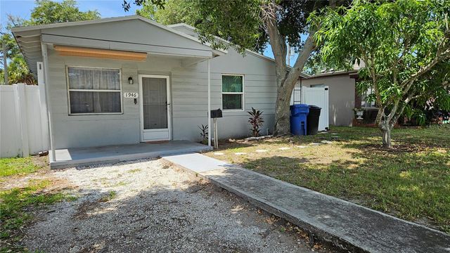 1946 15TH AVENUE S, St Petersburg, FL 33705