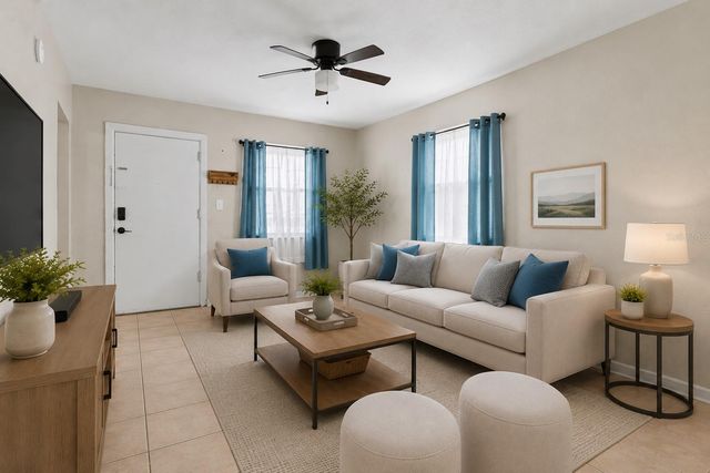 1946 15TH AVENUE S, St Petersburg, FL 33705
