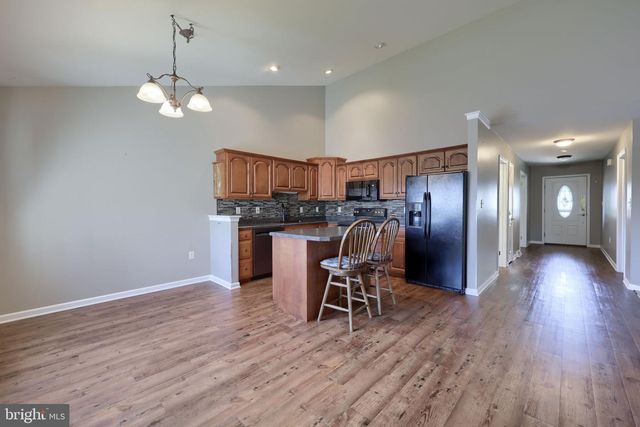 728 HEATHER RDG, Manheim, PA 17545