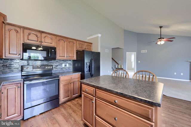 728 HEATHER RDG, Manheim, PA 17545