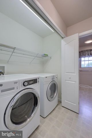 728 HEATHER RDG, Manheim, PA 17545