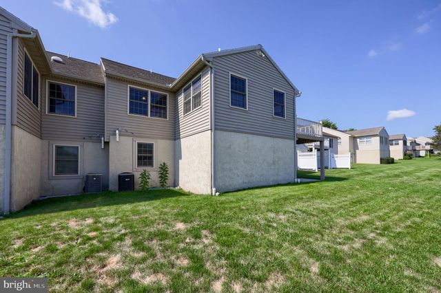 728 HEATHER RDG, Manheim, PA 17545