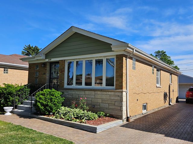 7119 W Sunnyside Avenue, Norridge, IL 60706