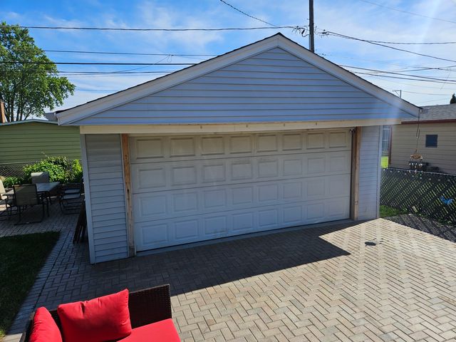 7119 W Sunnyside Avenue, Norridge, IL 60706