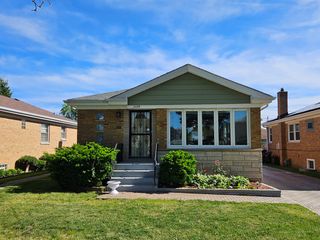 7119 W Sunnyside Avenue, Norridge, IL 60706