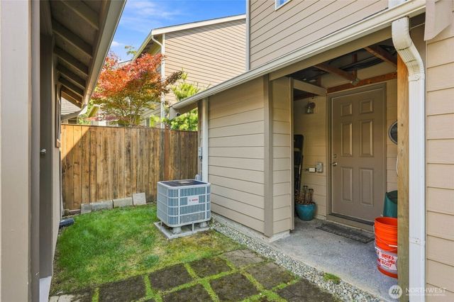 6002 SE 2nd Street, Renton, WA 98059