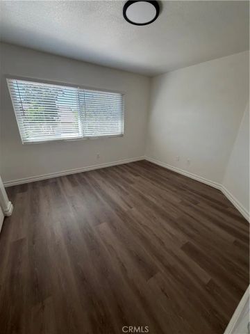 15147 Paddock, Sylmar, CA 91342