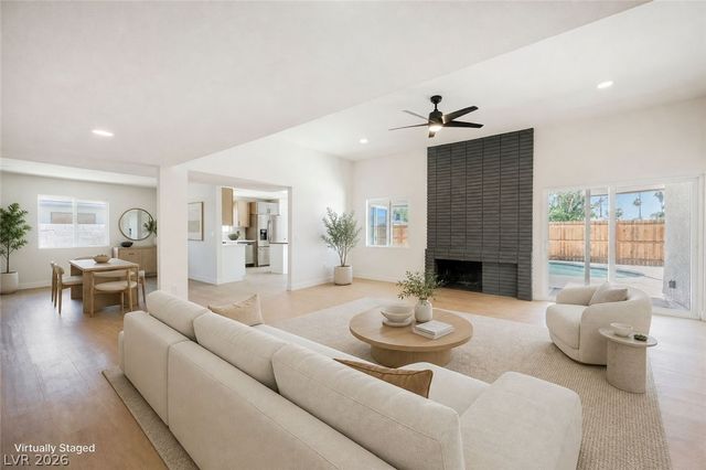 2454 Winterwood Boulevard, Las Vegas, NV 89142