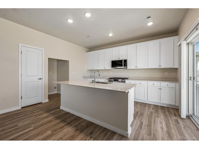 19074 E 93rd Dr, Commerce City, CO 80022