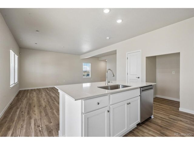 19074 E 93rd Dr, Commerce City, CO 80022
