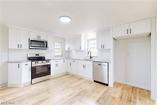 273 Lovers Lane, Steubenville, OH 43953