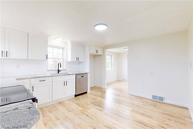 273 Lovers Lane, Steubenville, OH 43953