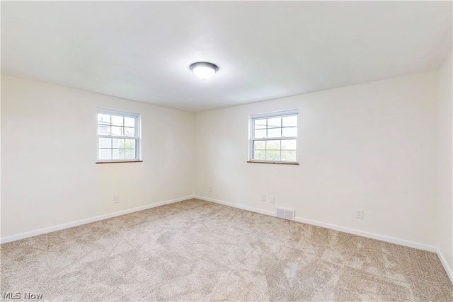 273 Lovers Lane, Steubenville, OH 43953