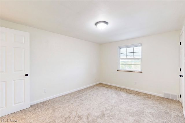 273 Lovers Lane, Steubenville, OH 43953