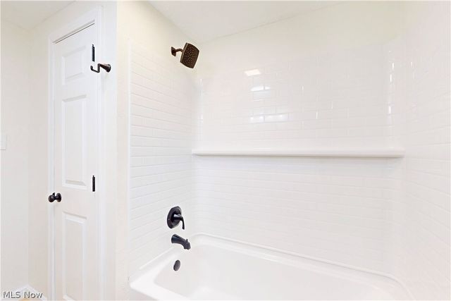 273 Lovers Lane, Steubenville, OH 43953