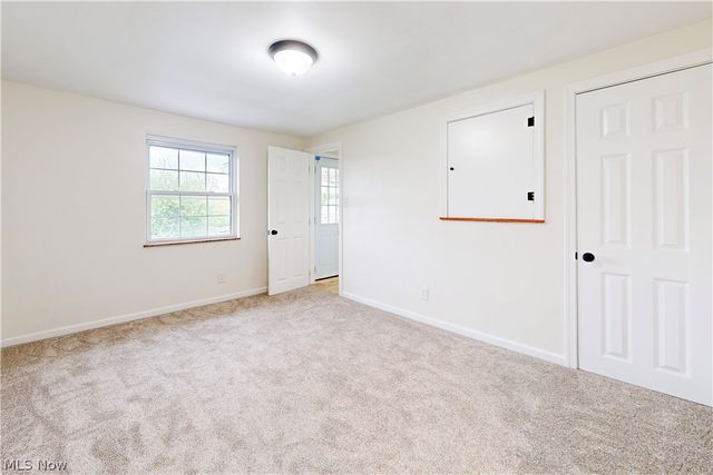 273 Lovers Lane, Steubenville, OH 43953