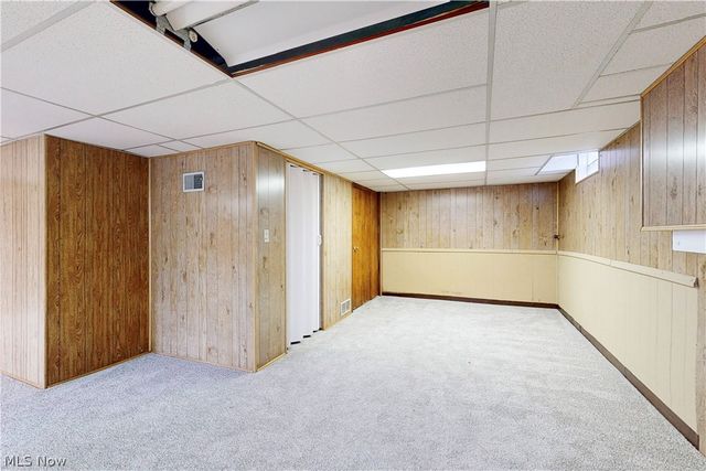273 Lovers Lane, Steubenville, OH 43953