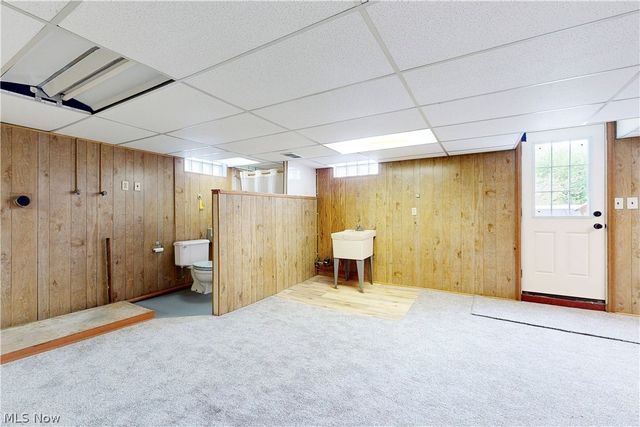 273 Lovers Lane, Steubenville, OH 43953