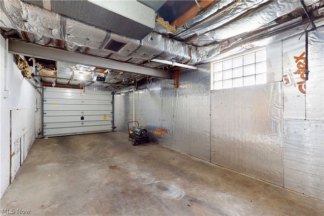 273 Lovers Lane, Steubenville, OH 43953