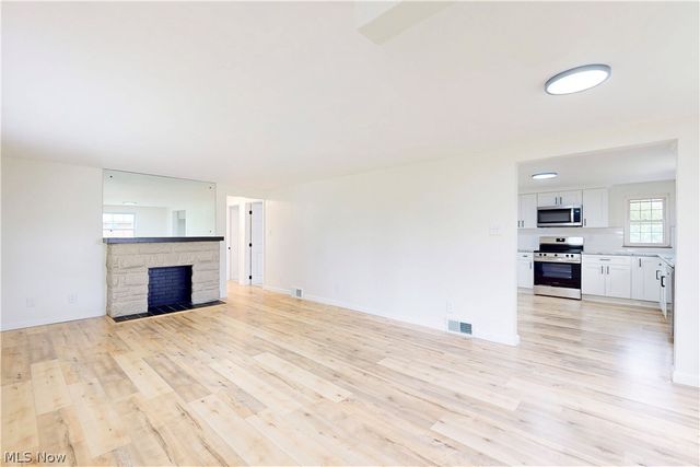 273 Lovers Lane, Steubenville, OH 43953