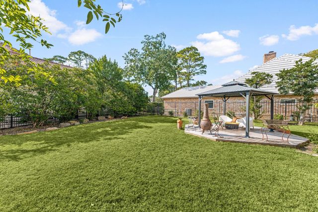 6010 Coral Ridge Road, Houston, TX 77069