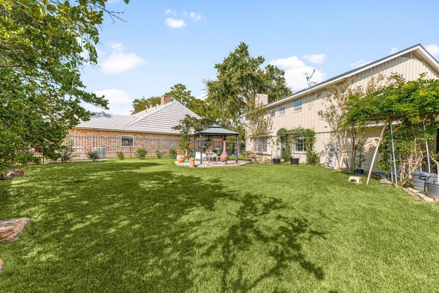 6010 Coral Ridge Road, Houston, TX 77069