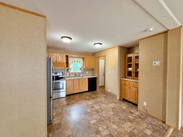 190 Co Rd 909, Etowah, TN 37331