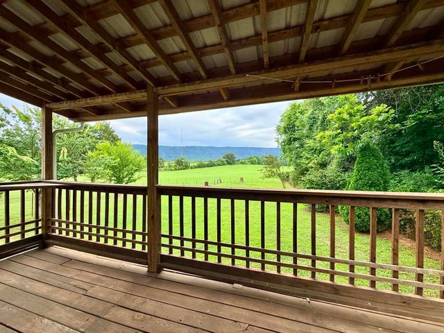 190 Co Rd 909, Etowah, TN 37331
