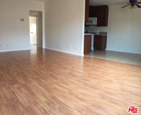 5252 COLDWATER CANYON Avenue 207, Van Nuys (los Angeles), CA 91401