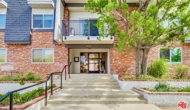 5252 COLDWATER CANYON Avenue 207, Van Nuys (los Angeles), CA 91401