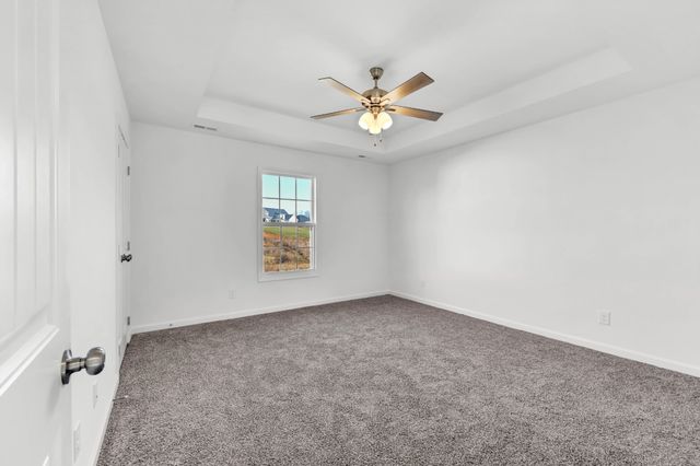 1607 Peacock Dr, Clarksville, TN 37043