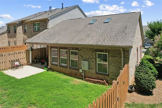 408 Zurich Court, Winston-salem, NC 27127
