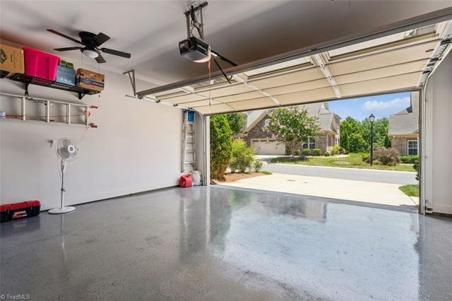 408 Zurich Court, Winston-salem, NC 27127