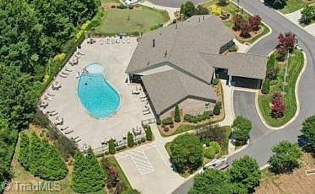 408 Zurich Court, Winston-salem, NC 27127