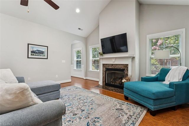 408 Zurich Court, Winston-salem, NC 27127