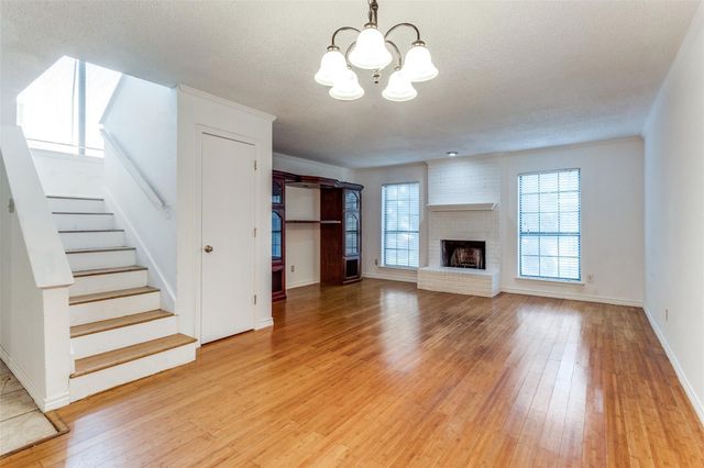 2414 Cordoba Drive, Carrollton, TX 75006
