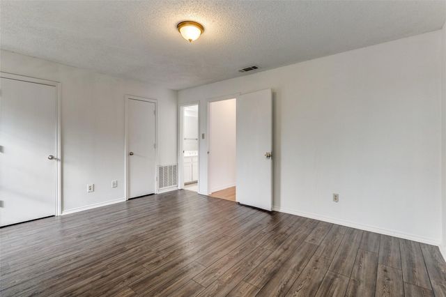 2414 Cordoba Drive, Carrollton, TX 75006