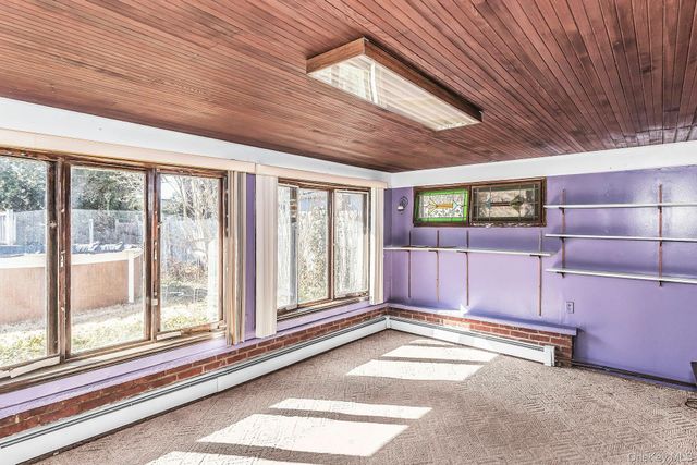 306 Park Avenue, Freeport, NY 11520