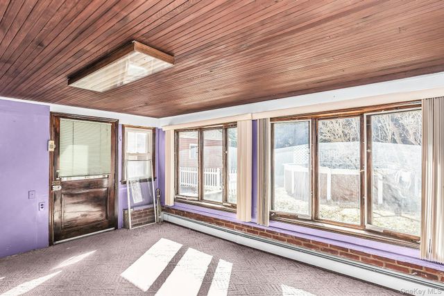 306 Park Avenue, Freeport, NY 11520