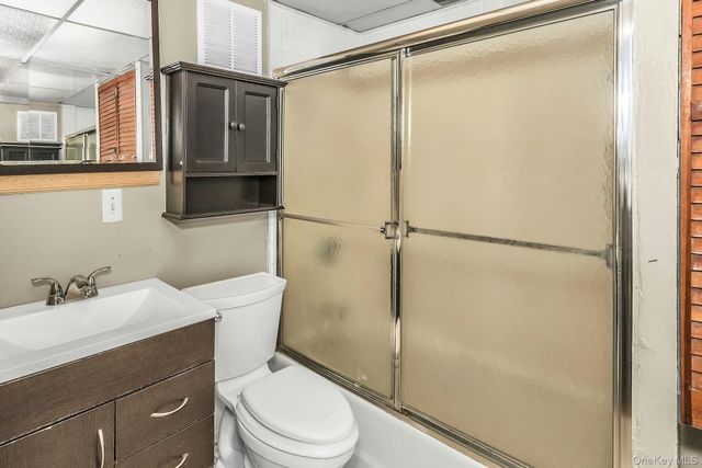 306 Park Avenue, Freeport, NY 11520