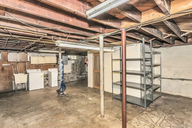 306 Park Avenue, Freeport, NY 11520