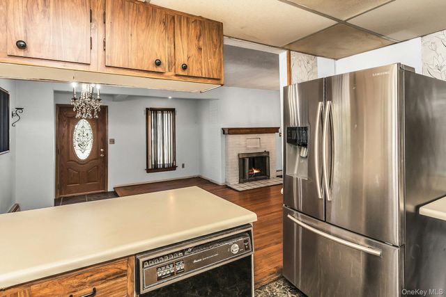 306 Park Avenue, Freeport, NY 11520