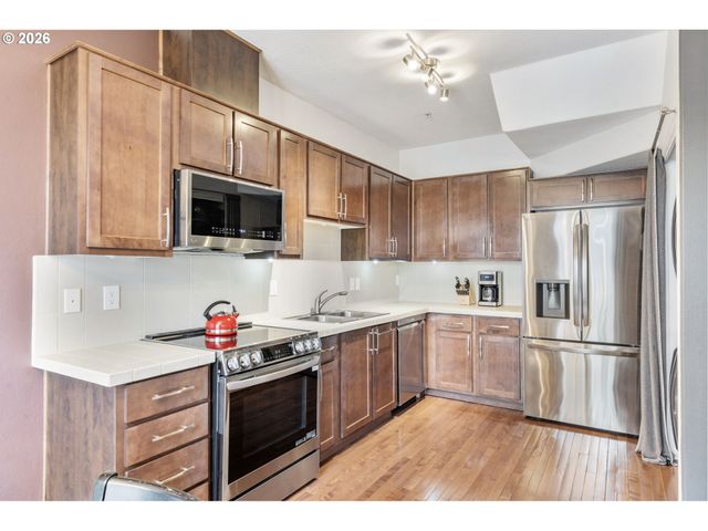 679 Nw 118TH Ave 107, Portland, OR 97229