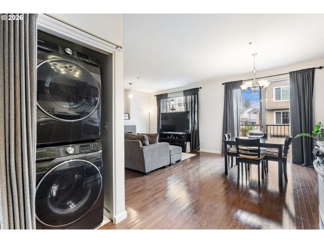 679 Nw 118TH Ave 107, Portland, OR 97229