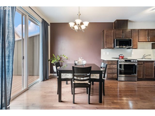 679 Nw 118TH Ave 107, Portland, OR 97229