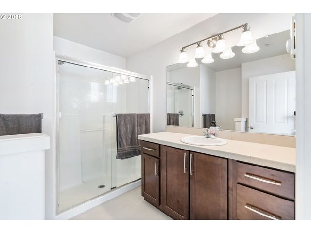 679 Nw 118TH Ave 107, Portland, OR 97229