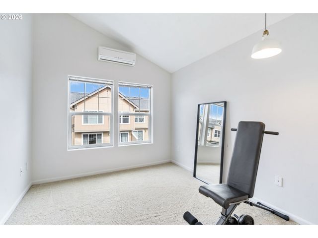 679 Nw 118TH Ave 107, Portland, OR 97229